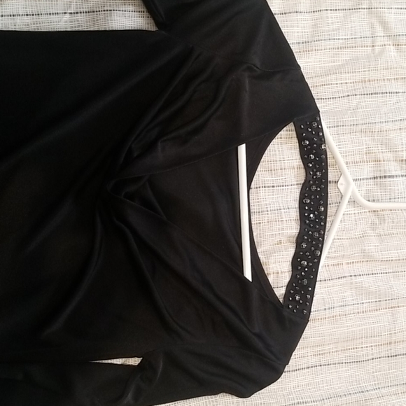 Top - Picture 2 of 2